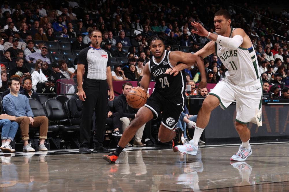 仅展示了球 仅展示了球