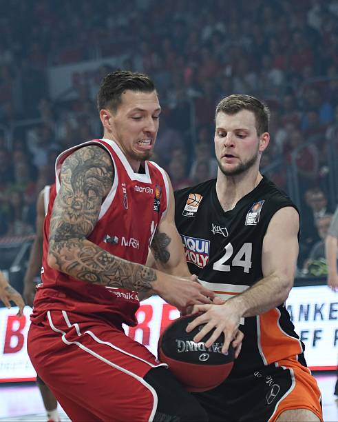 柯丝蒂的成 柯丝蒂的成